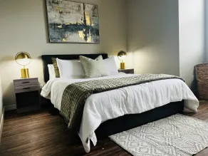 Amazing Townhome GREAT Location - Image 3