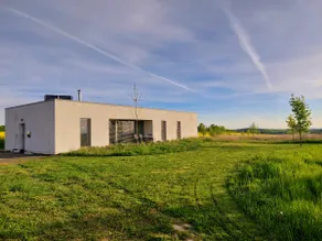 Passive house in the middle of a meadow - Image 4