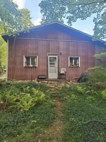 Entire Guesthouse - Forest Retreat, Starlink WiFi - Image 2