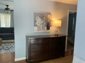 Elm Place - Image 2