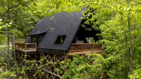 The Turtle • Pet friendly • Hot Tub • Romantic - Image 3