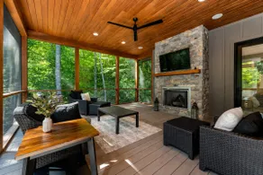 The Creeks of Serendipity | Pets | Hot Tub - Image 5