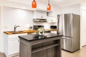Redbud Valley Garden Suite Near Katy Trail - Image 3