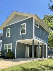Furnished 2B 1.5BA w/laundry .5mi to downtown - Image 2