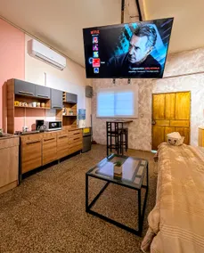 Pto Barrios Loft | King-Size Bed | Netflix | Full A/C | - Image 4