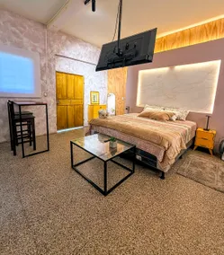 Pto Barrios Loft | King-Size Bed | Netflix | Full A/C | - Image 2