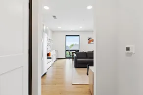 CozySuites Mass with lounge and roof deck #5 - Image 4