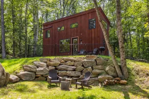 Luxury Cabin#2 Hot Tub Fire Pit Kayak Paddle Board - Image 2