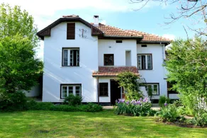 Rediscover the Simple Life. Peaceful Private Home - Image 2