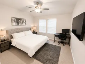 Entire house - Luxury 2 bedroom - Image 4