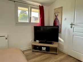 Cozy studio + secure parking near Charleville - Image 4