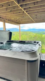 Luxe Mountain Home w/ Hot Tub and Views - Image 5