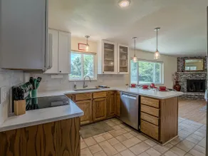 Tanglewood: Dog-Friendly Retreat + Spacious Yard - Image 4