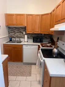 Historic Downtown Apartment - Image 5