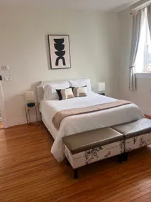 Historic Downtown Apartment - Image 4