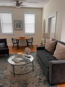 Historic Downtown Apartment - Image 2