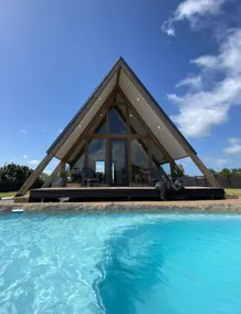 Rocky Road Cabin / Piscina Climatizada - Image 2