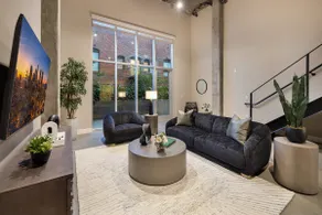 Modern Concrete Loft in Downtown Los Angeles - Image 5