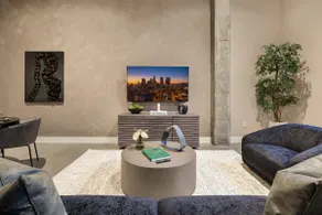 Modern Concrete Loft in Downtown Los Angeles - Image 4
