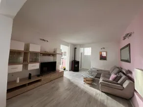 House Dea - Image 3