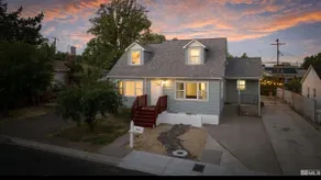 Spacious 6BR, 5BA House Near UNR & Downtown Reno - Image 2