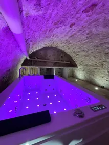 House with hot tub near Giverny - Image 3