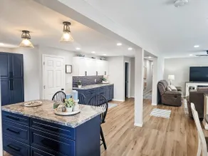 D&D Coastal Farmhouse Apartment Not near any water - Image 3