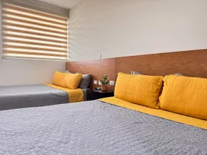 Beachfront apartment with pool - Image 4