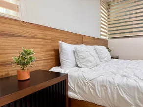 Beachfront apartment with pool - Image 5