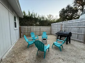 The Beach Themed House - 7 min from beach - Image 5