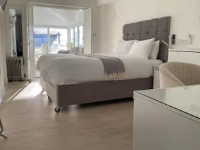 2 Bedroom Flat with A/C, EV, Safe & Secure Parking - Image 2