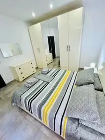 Cosy Seaside APT, 200m from the Seafront - Image 4