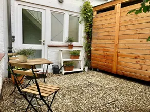 Central apartment (1 room, 28 m²) - Image 2