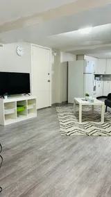 Cozy Warm Entire Suite - Image 3