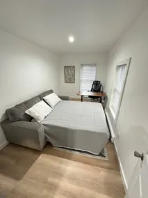 Modern apartment, sleeps 4! - Image 4