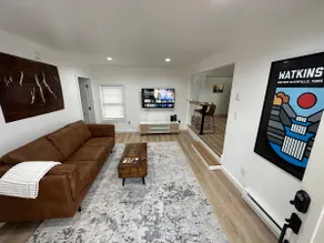 Modern apartment, sleeps 4! - Image 3