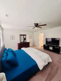 Luxury Living! Peaceful,Comfort and Spacious - Image 3