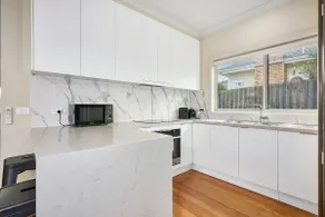 Doulton House Heathmont - Image 3
