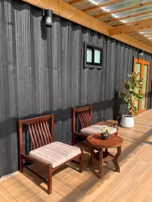 Mae on country home - Image 2