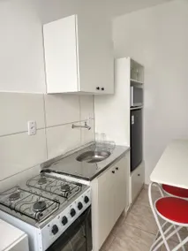 Studio Apartment 13 – Espaço Carvalho - Image 2