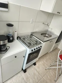Studio Apartment 13 – Espaço Carvalho - Image 3