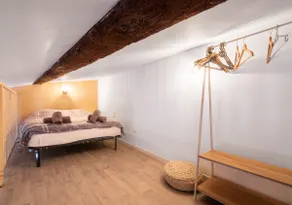 Cozy apartment Central Beaucaire for 2 guests - Image 5