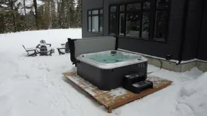 BBQ, Fire Pit, Hot Tub, Mins to Arrowhead - Image 5