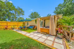 Elegant, modern home 15 min fr Clw Beach, Hot Tub - Image 5