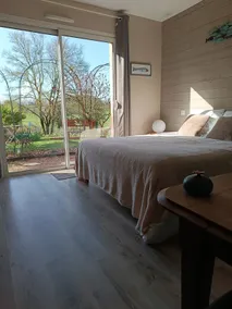 Nature suite, terrace and homemade dinner - Image 2