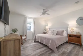 Luxury in the Heart of Homewood! - Image 2