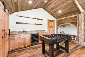 Aurora Lakeside Retreat - Image 5