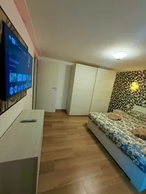 Trendy Home - Image 2