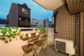 220m from Daikokucho Station, 1 stop to Namba/Shinsaibashi, straight to Umeda, entire apartment, 2 bedrooms, 5 people - Image 3