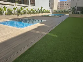 Very High-End Apartment - Image 2